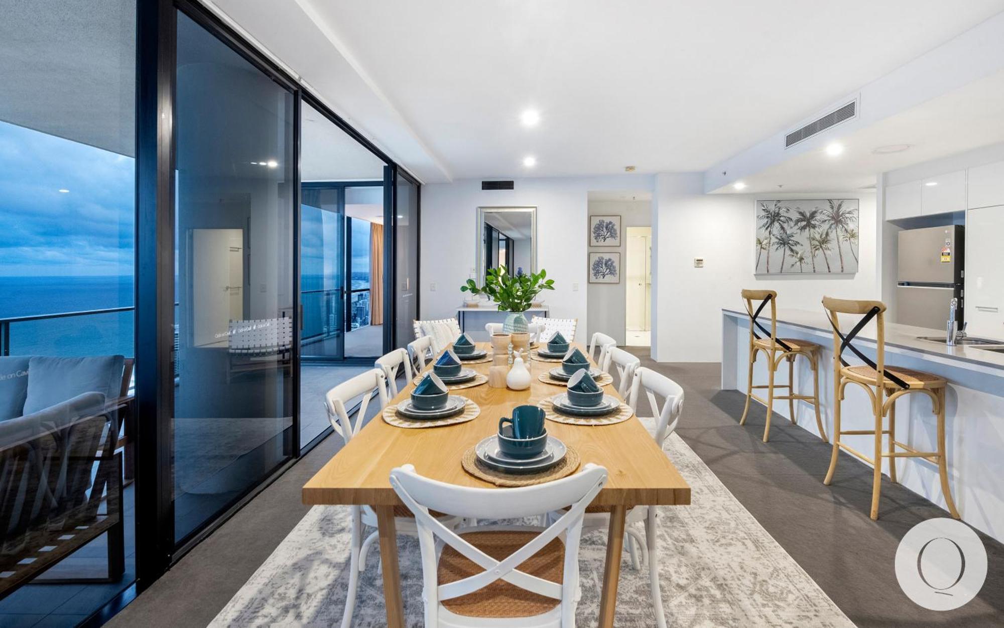 גולד קוסט 5 Bedroom Executive Sub Penthouse In The Heart Of Surfers With Full Ocean Views - Sleeps 12 - Circle On Cavill Amazing!! מראה חיצוני תמונה