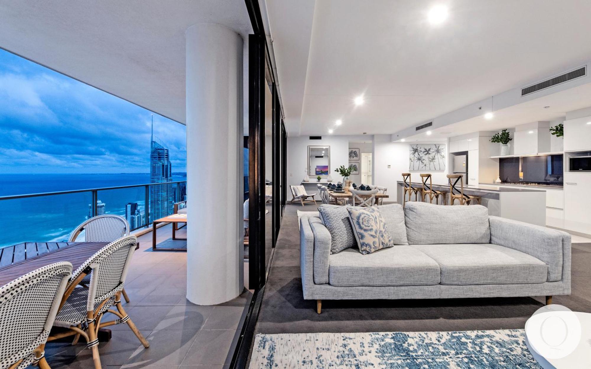 גולד קוסט 5 Bedroom Executive Sub Penthouse In The Heart Of Surfers With Full Ocean Views - Sleeps 12 - Circle On Cavill Amazing!! מראה חיצוני תמונה